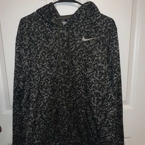 Nike Therma-Fit Hoodie